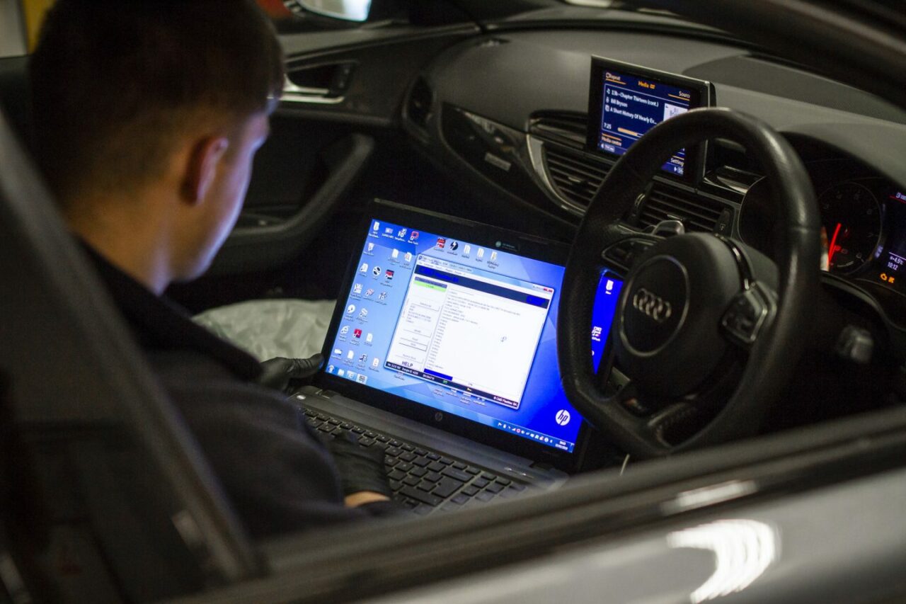 dt_remapping_car_with_laptop